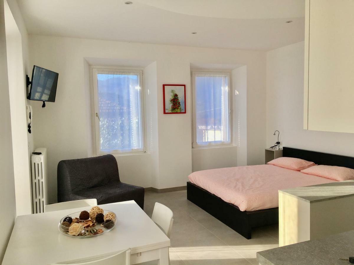 Apartmán Casa Cesira Pettenasco Exteriér fotografie